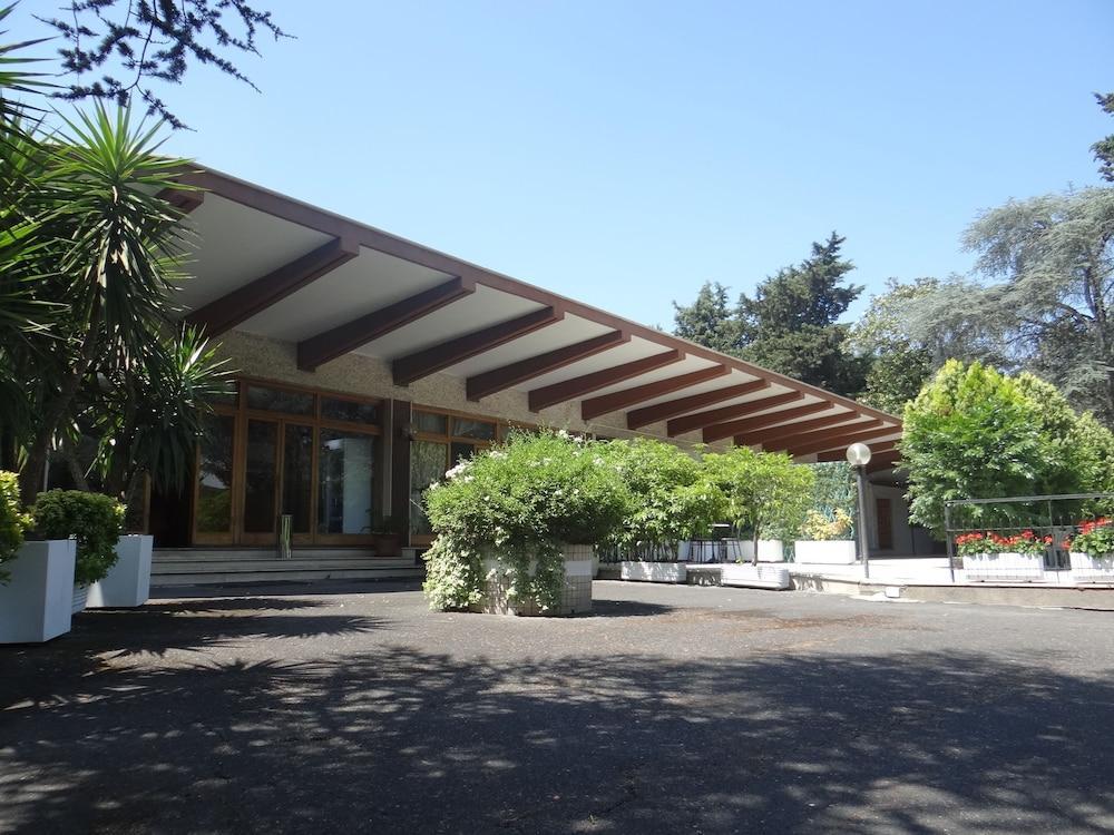 Boomerang Roma 3* La Massimina-Casal Lumbroso