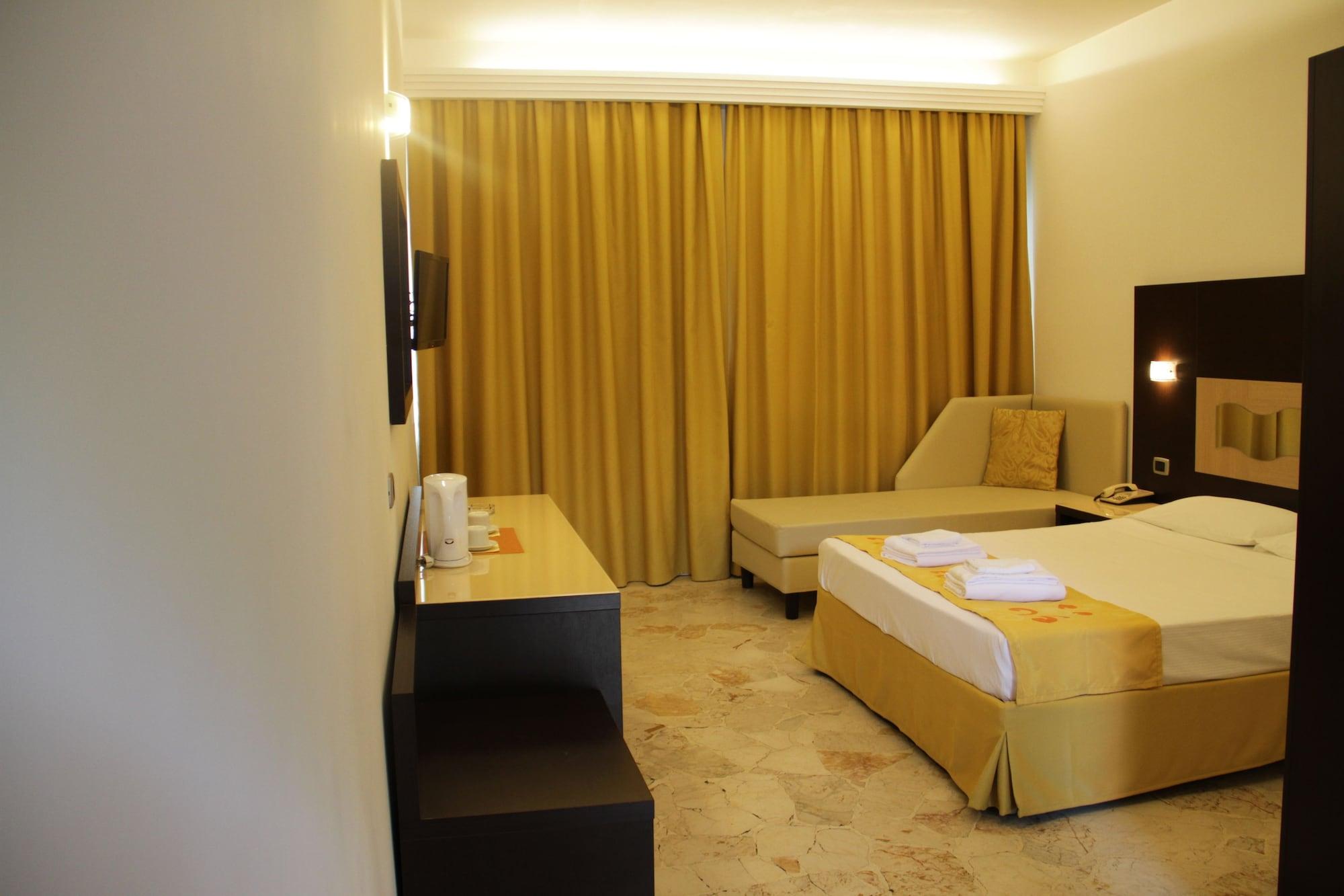 Boomerang Roma 3* La Massimina-Casal Lumbroso