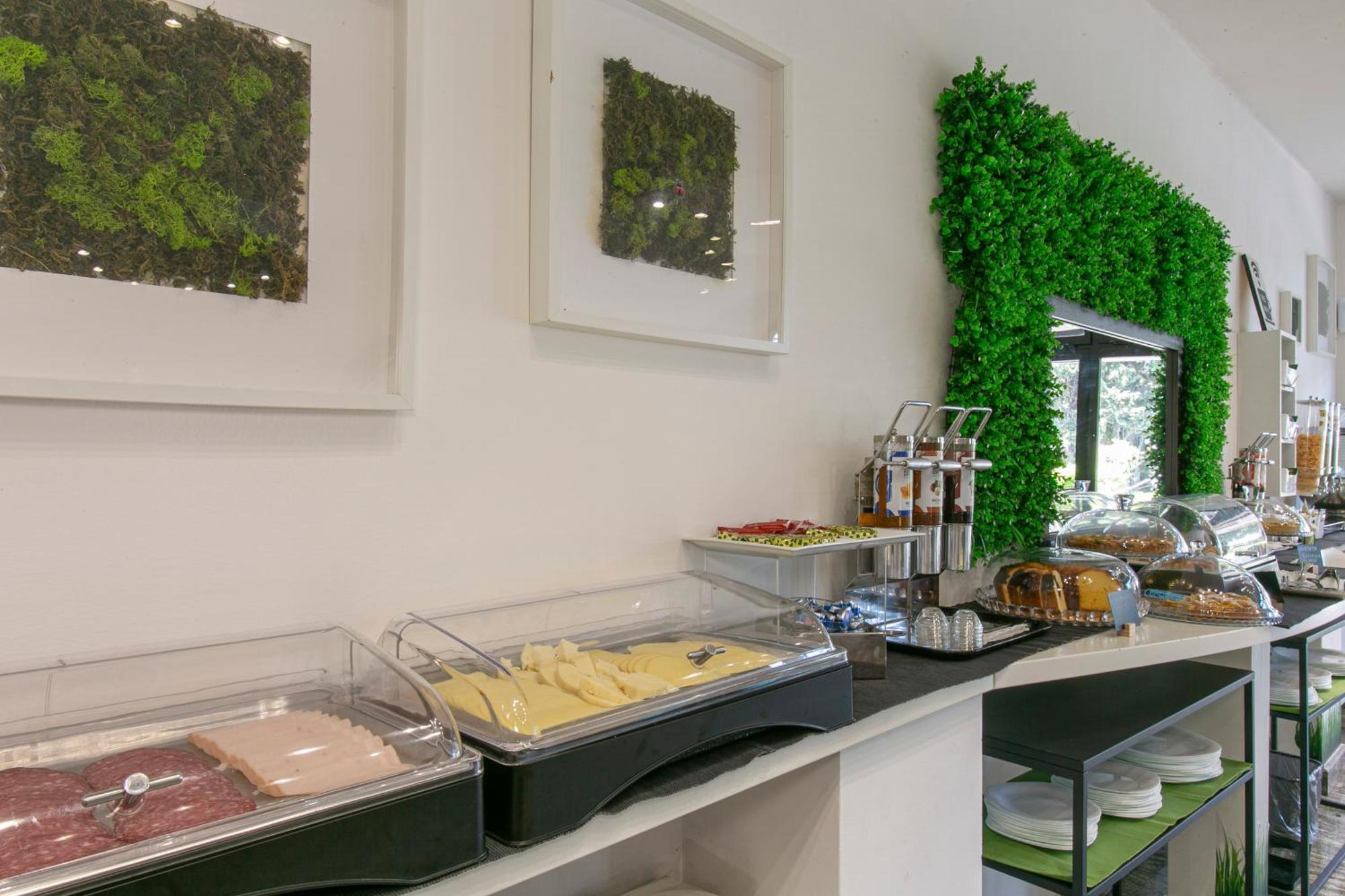 Boomerang Roma Hotel 3*