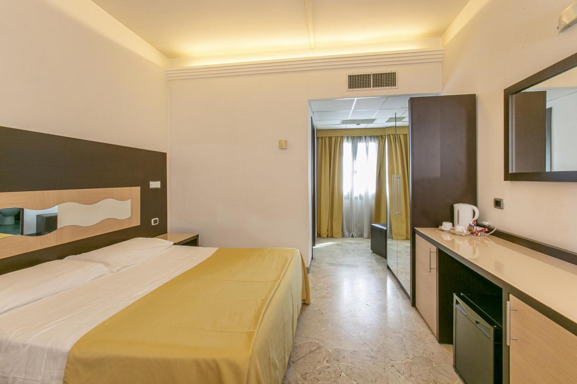 Boomerang Roma 3* La Massimina-Casal Lumbroso