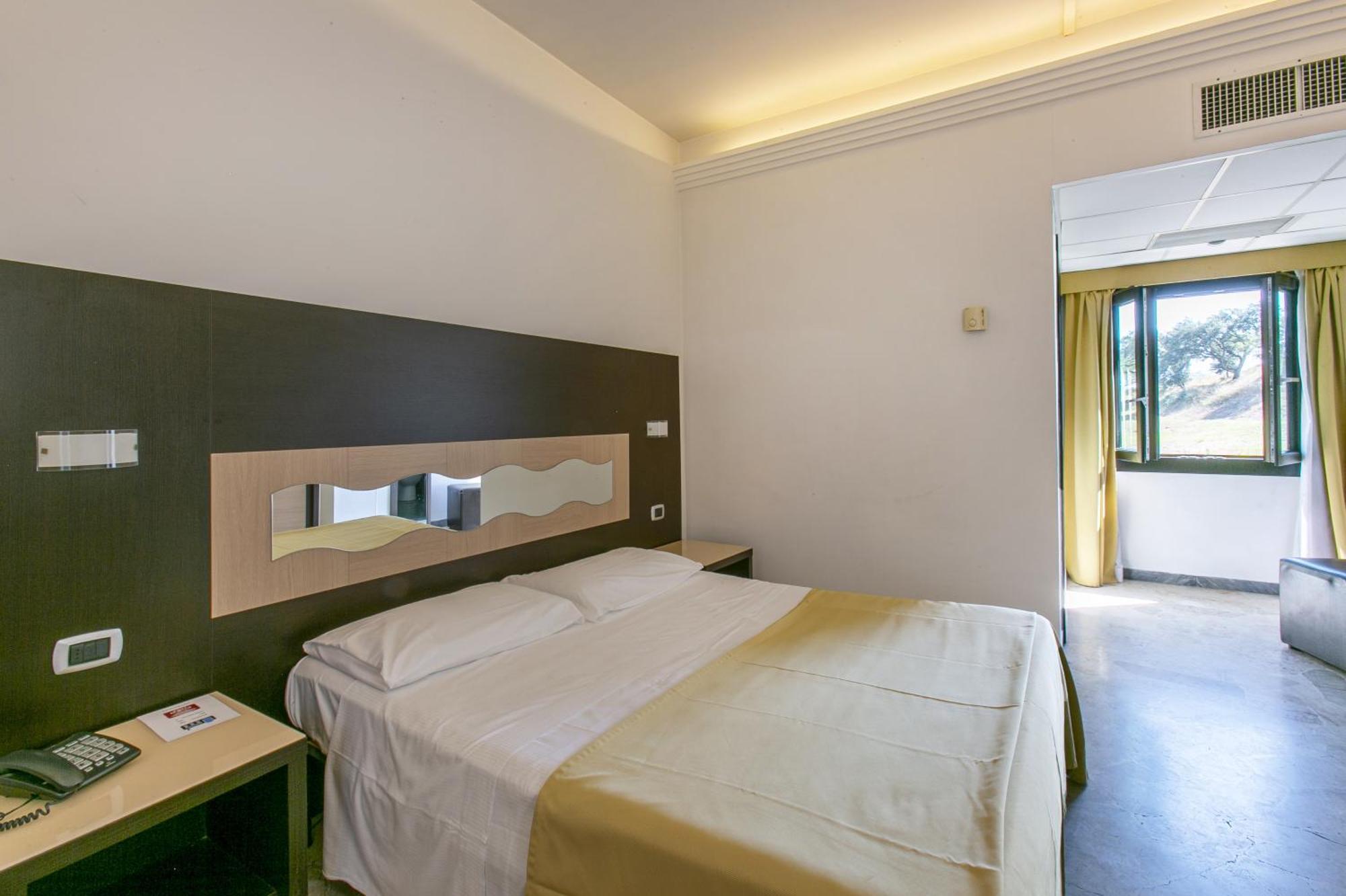 Boomerang Hotel