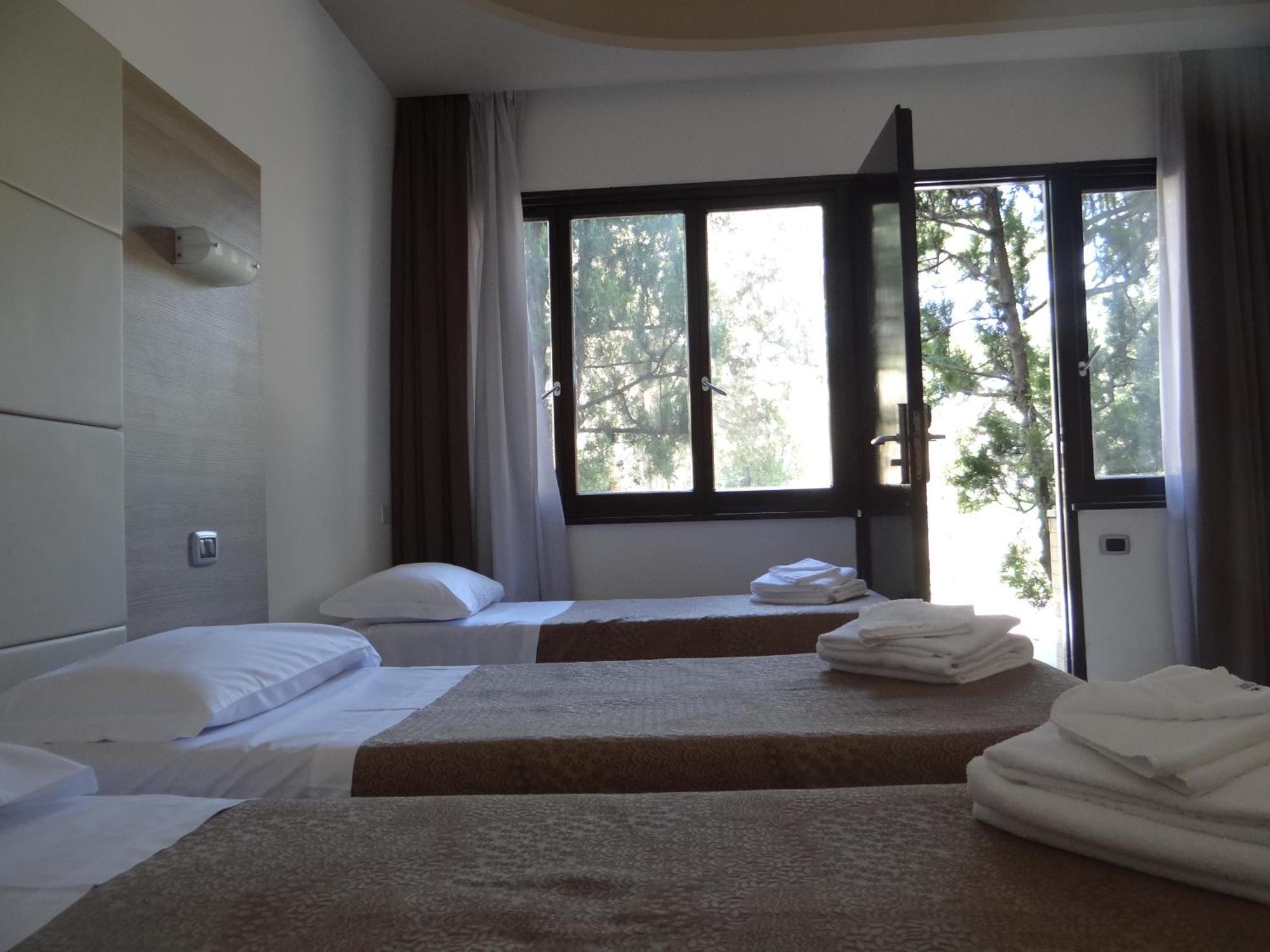 Hotel Boomerang La Massimina-Casal Lumbroso