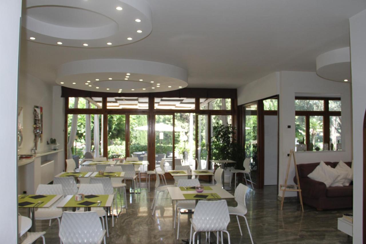 Hotel Boomerang 3*